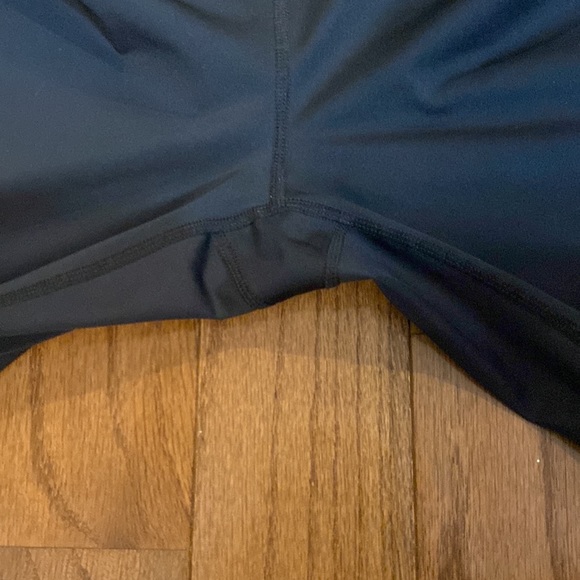 Nike dry fit crop black leggings - Picture 3 of 5